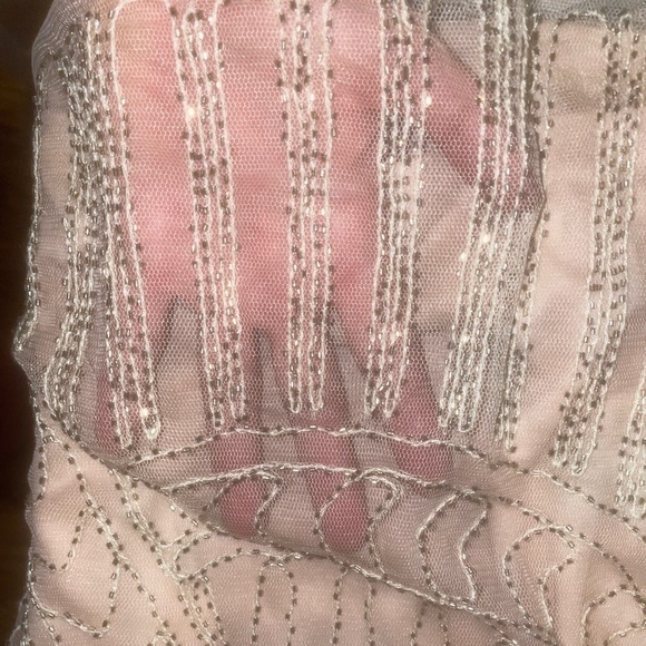 Amazing 20s vibe pink / tan / neutral beaded dress - Picture 3 of 6